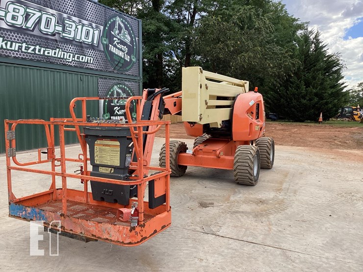 2010-jlg-450aj-ii-image-8