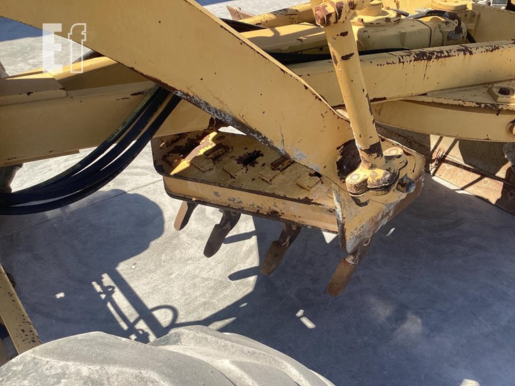 2009-caterpillar-140m-image-10