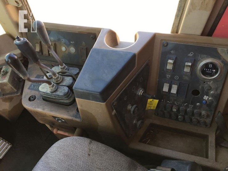1994-caterpillar-950f2-7500-image-6