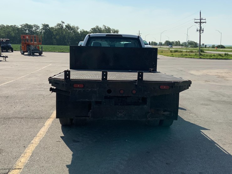 2017-ford-f350-xl-image-8