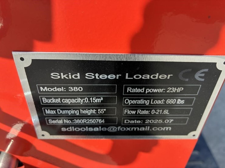 2025-sdlool-sl380r-skid-steer-loader-image-11