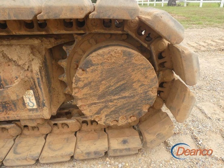 2018-deere-135g-image-6