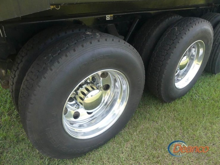 2024-kenworth-t880-image-9