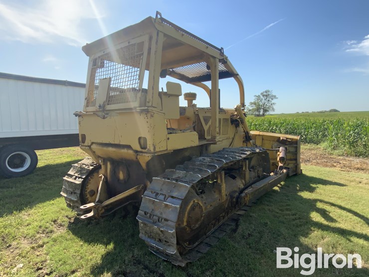 1970-caterpillar-d6c-image-5