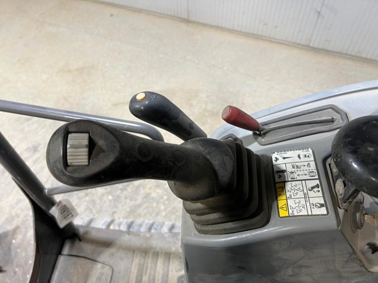 2018-bobcat-e20-image-25