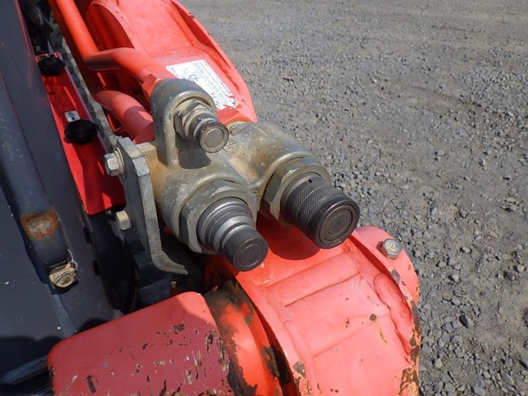 kubota-svl97-2-image-11