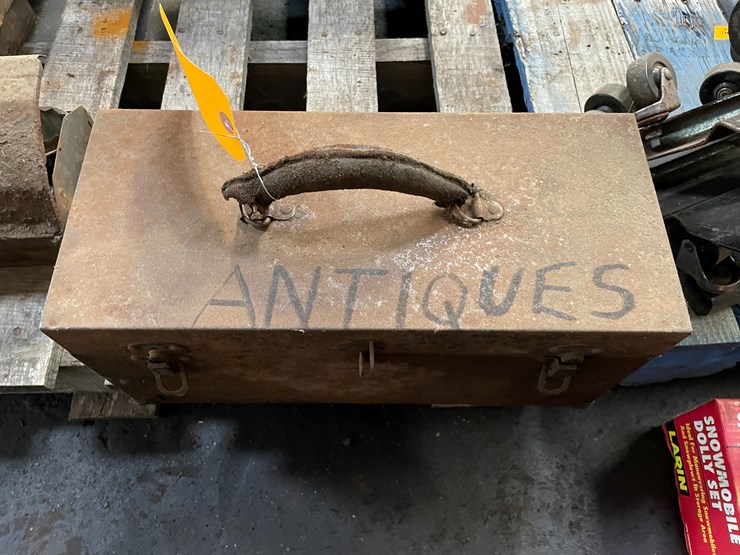 #8411-•-vintage-hand-tools-in-hard-case-image-1