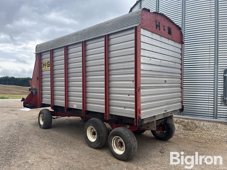 h&s-super-7+4-16'-forage-wagon-image-7