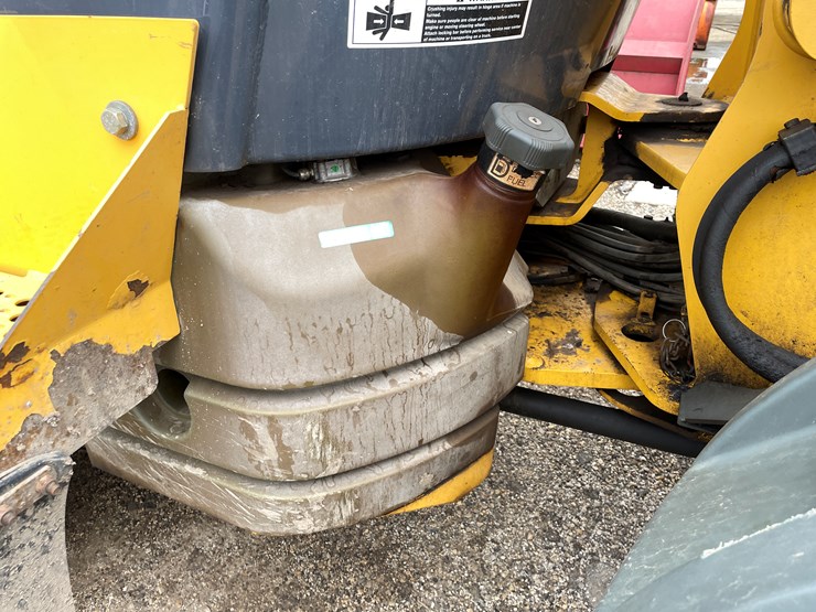 deere-304j-image-17
