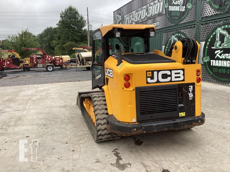 2018-jcb-3ts-8t-image-2