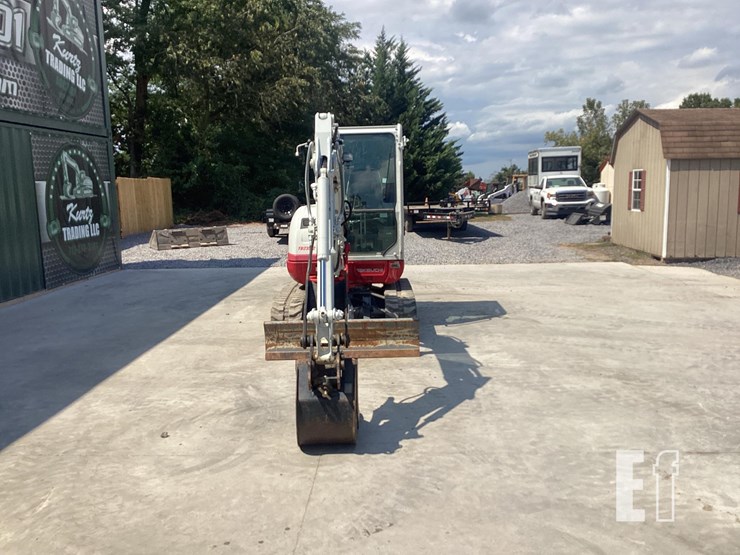 2022-takeuchi-tb235-2-image-8