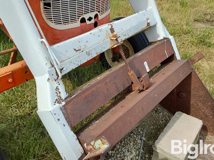 1961-allis-chalmers-d19-image-12
