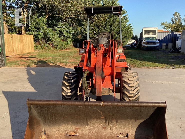 2003-kubota-r520s-image-7
