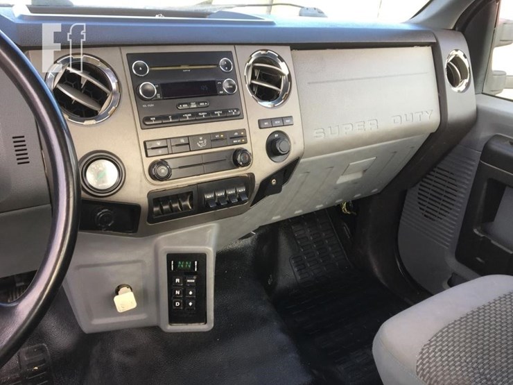 2011-ford-f750-xlt-image-7