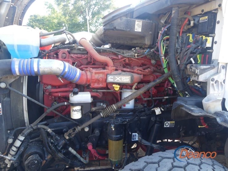 2024-kenworth-t880-image-12
