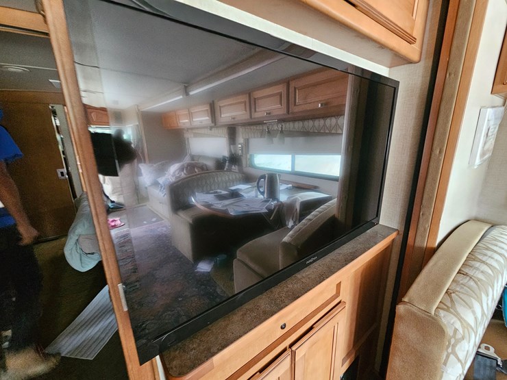 #21543-•-2014-ford-f53-motorhome-image-62