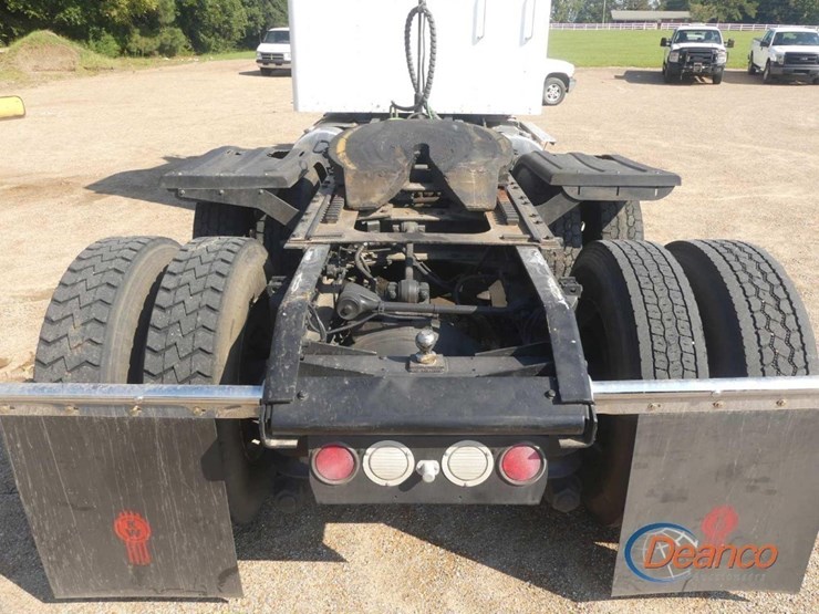 2012-kenworth-t800-image-5