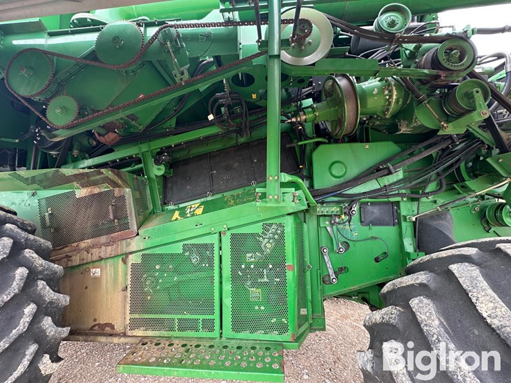 2008-john-deere-9770-sts-image-18