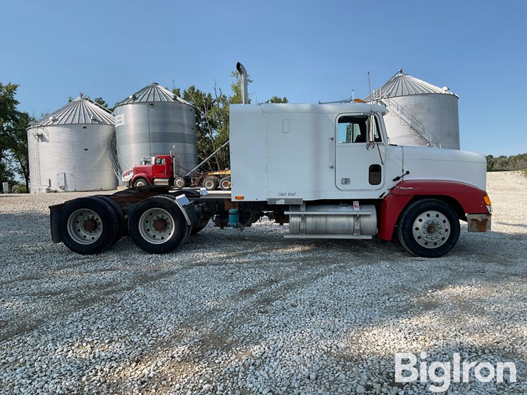 1994-freightliner-fld120-image-4