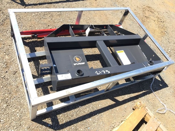 unused-wolfequip-bs-12-2500g-49in-bale-fork-image-1