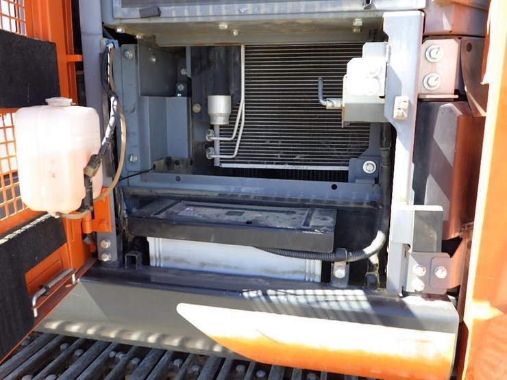 2020-hitachi-zx245us-lc-6n-image-42