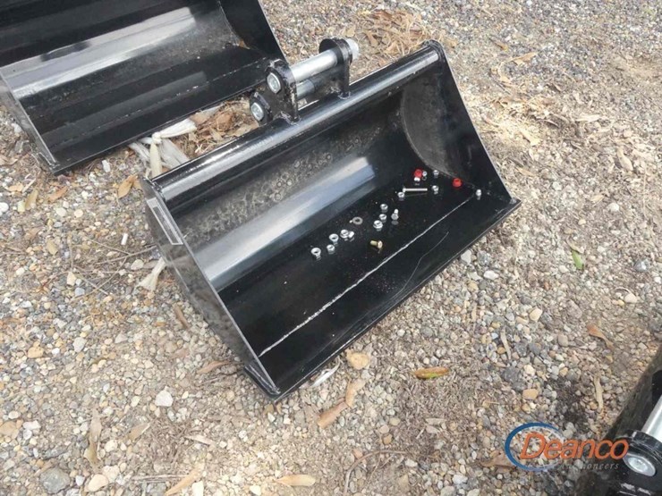unused-2025-ir-60cm-toothless-bucket-image-1