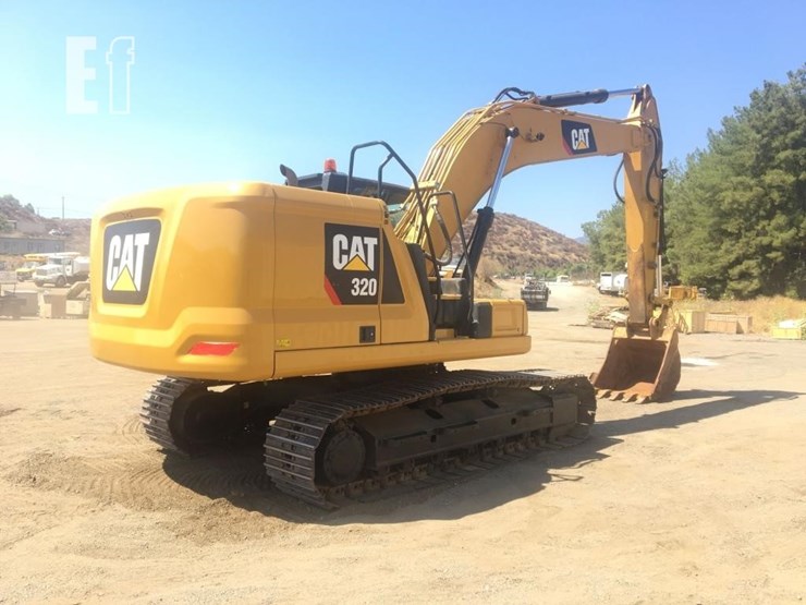 2019-caterpillar-320-image-3