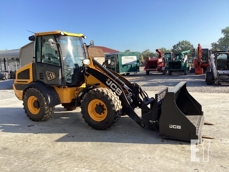 2019-jcb-409-image-6
