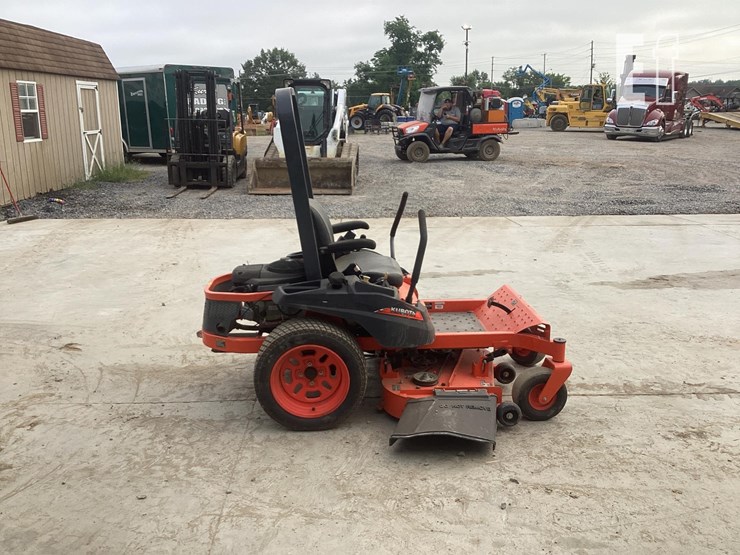 2018-kubota-z122e-image-5
