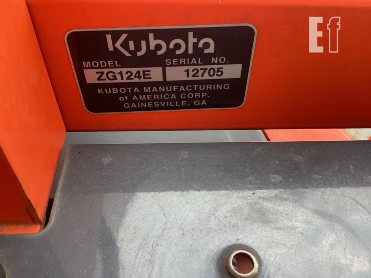 2013-kubota-zg124e-image-14