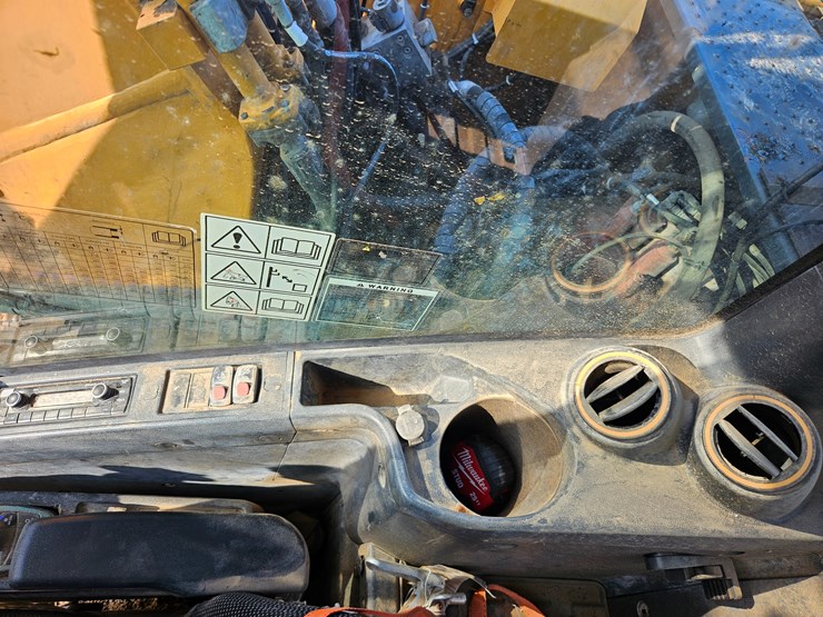 #21999-•-2020-hyundai-hx220lc-excavator-image-25