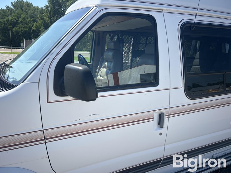 1996-ford-e150-image-13