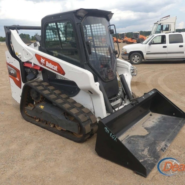 2023 BOBCAT T64