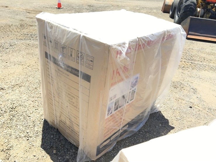 unused-irmc-high-end-full-body-massage-chair-image-2