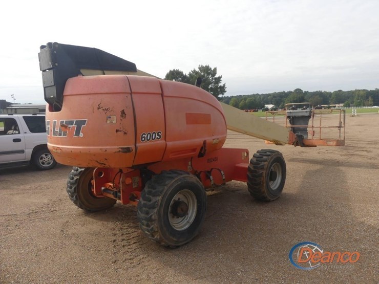 2005-jlg-600s-image-2