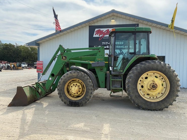 john-deere-7210-image-3