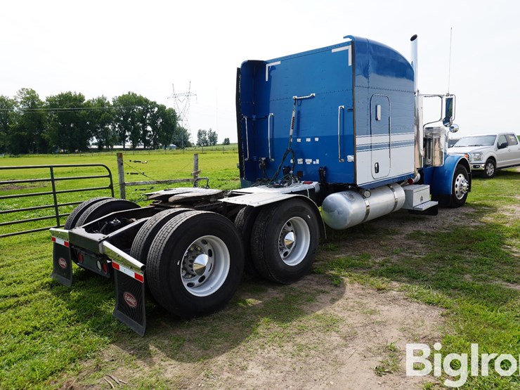 2007-peterbilt-379-image-5