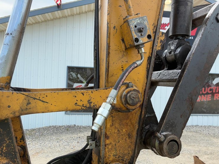 2004-caterpillar-311c-image-10