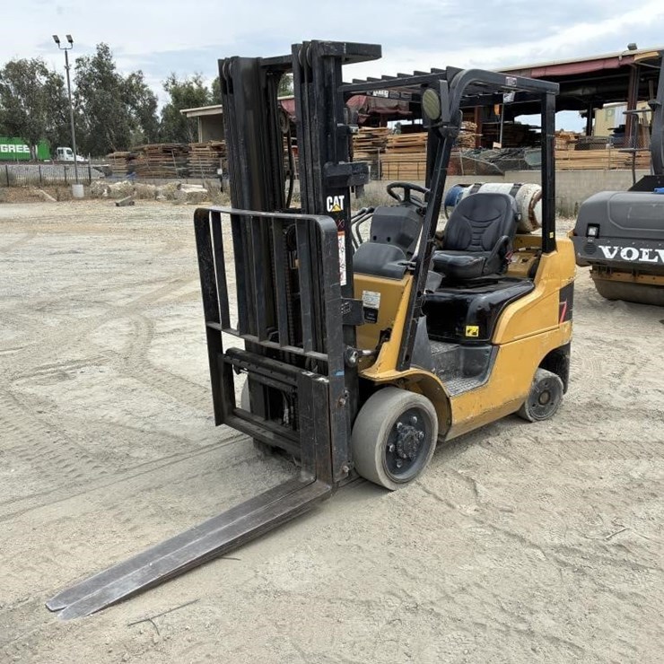 2014 Caterpillar 2C500 Forklift