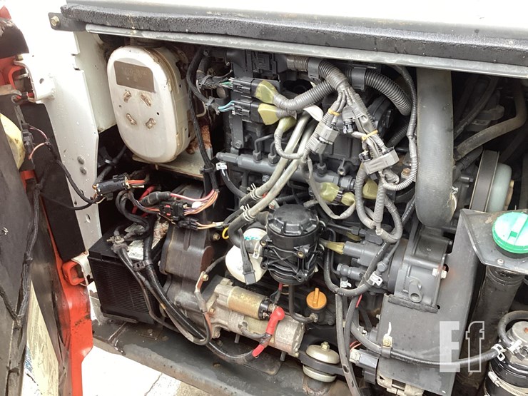 2015-bobcat-t870-image-13