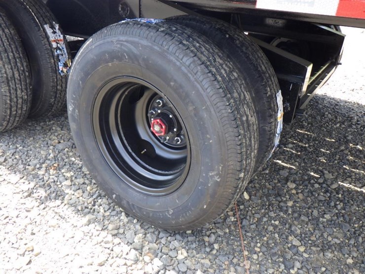 2025-delta-26'-t/a-tilt-deck-trailer-image-17