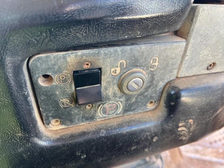 caterpillar-d5n-lgp-image-33