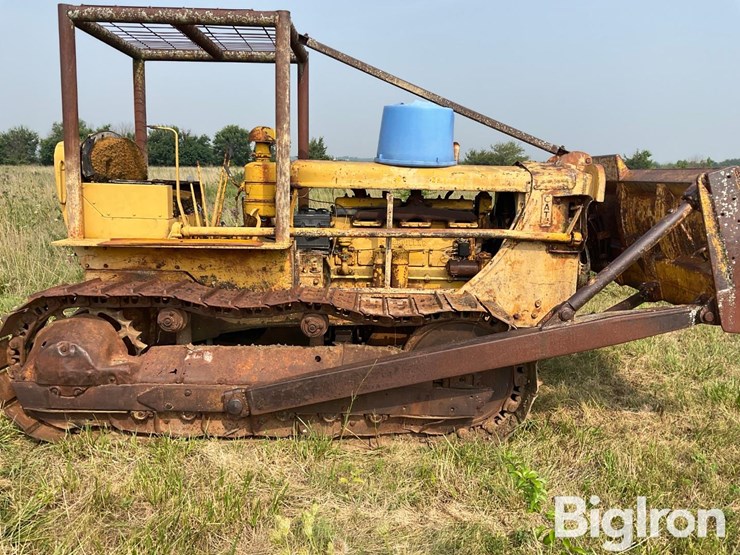 caterpillar-d6-image-4
