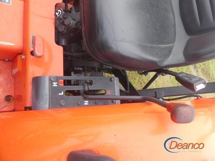 2016-kubota-l2501dt-image-13