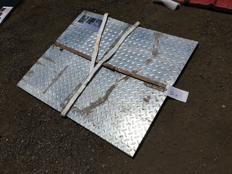 (20)-unused-3ft-x-4ft-galvanized-diamond-plate-image-1