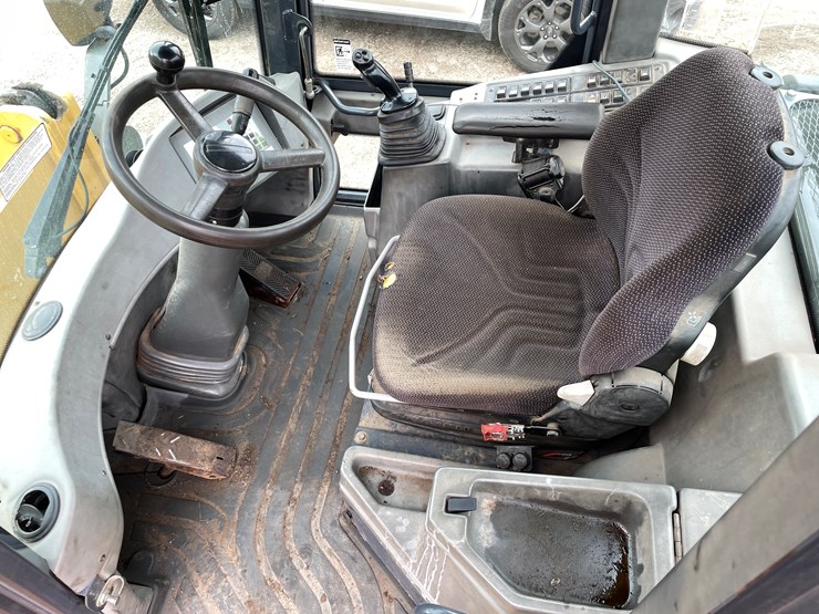 deere-304j-image-38
