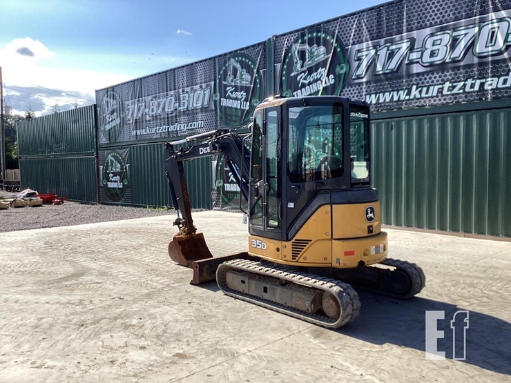 2007-deere-35d-image-2