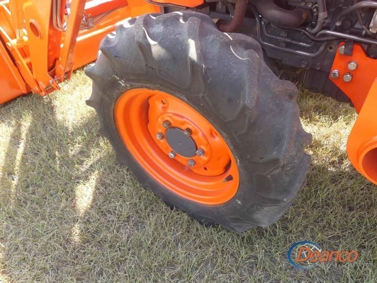 2015-kubota-l3901hst-image-6