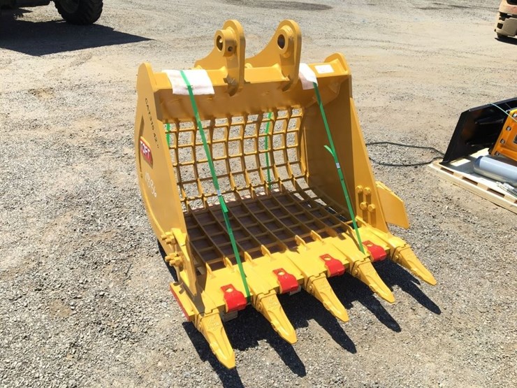 2025-caterpillar-315-image-1