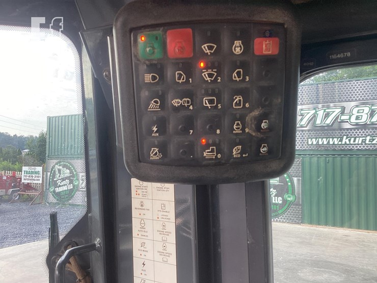 2017-deere-550k-lgp-image-19